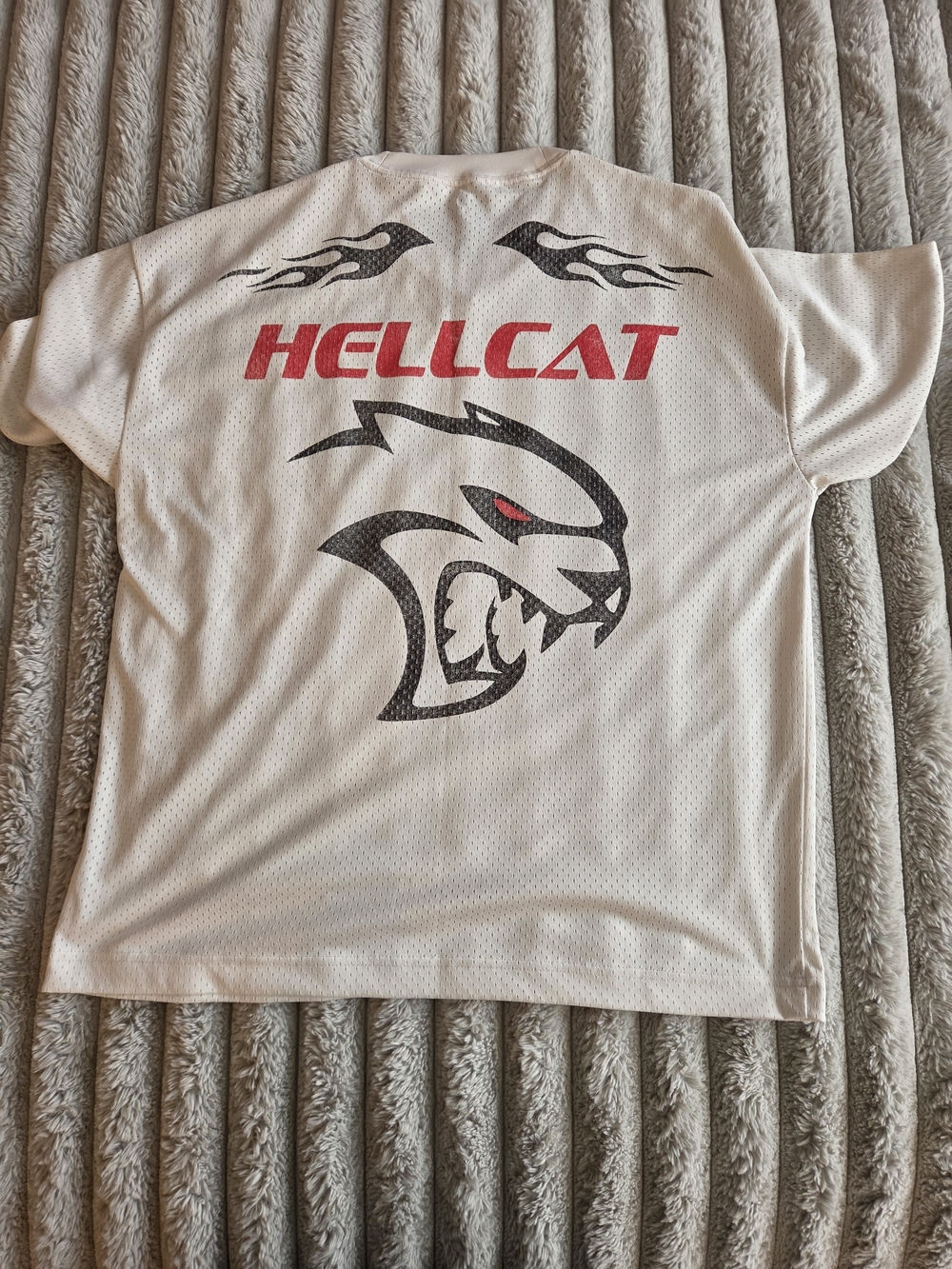Hollister Hellcat White Mesh Jersey with Black & Red Accents Mens Small - Picture 7 of 8